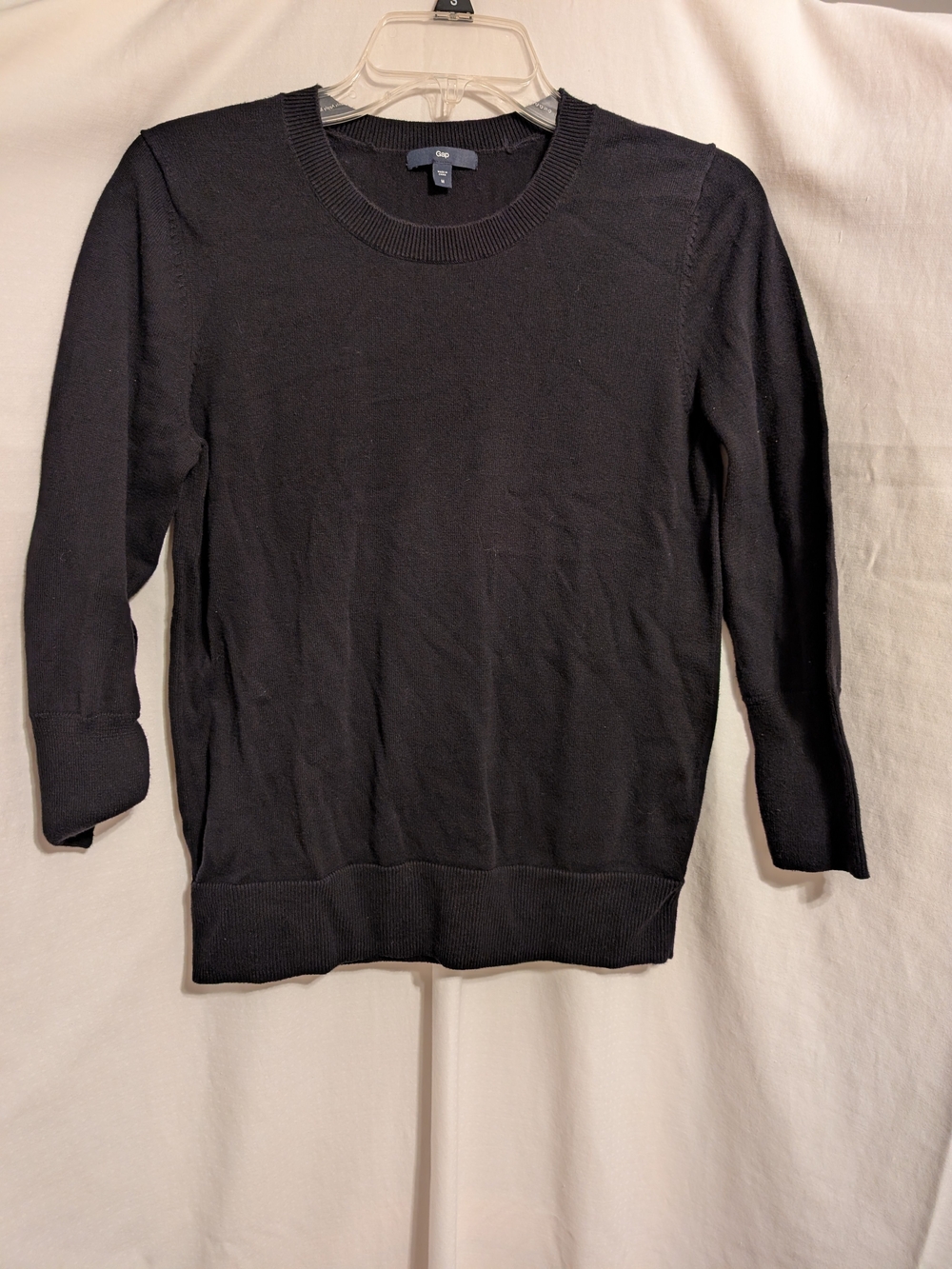 GAP Black Crewneck Sweater - Women's Classic Knit